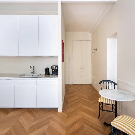 Apartment Elegant And Tranquil 1 Bed Parasian Gem